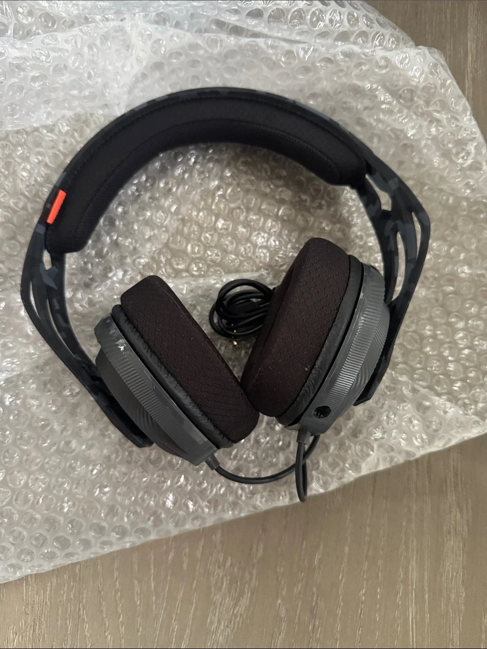 Plantronics RIG 400 Wired Gaming Headset - Black & Yellow Accents